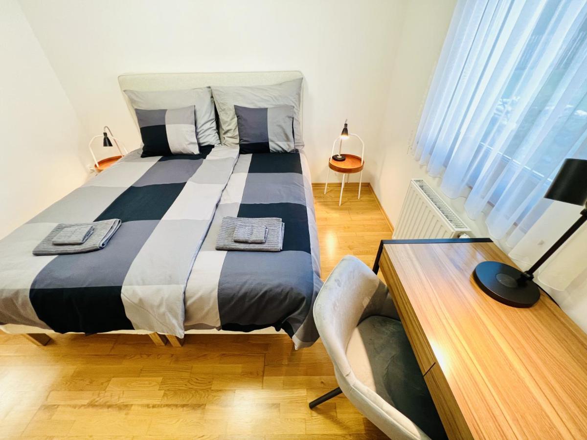 Villa Szofia Veszprem Apartments Bagian luar foto